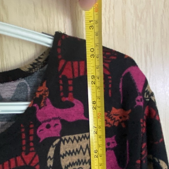 CREATION Soft Light Fuzzy Crew Neck Cardigan with Feline CATS all over print M - Picture 9 of 11